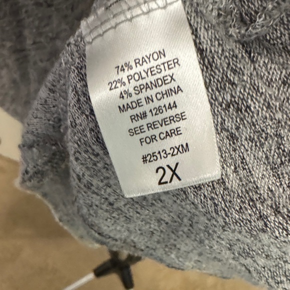 Gray Women's Top - Picture 3 of 7